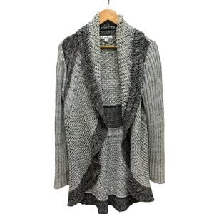 CAbi Shadow Circle Crochet‎ Chunky Cardigan S Marled Grey Open Knit